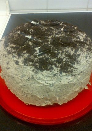 A picture of Oreo chocolate cake.