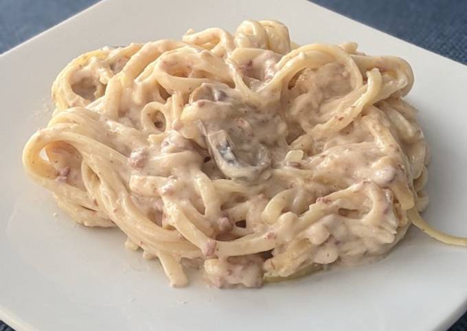 Fettuccine Carbonara