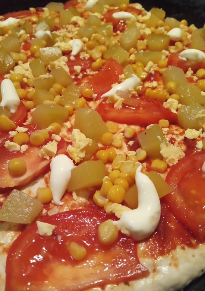 Піца з ананасами 🍍