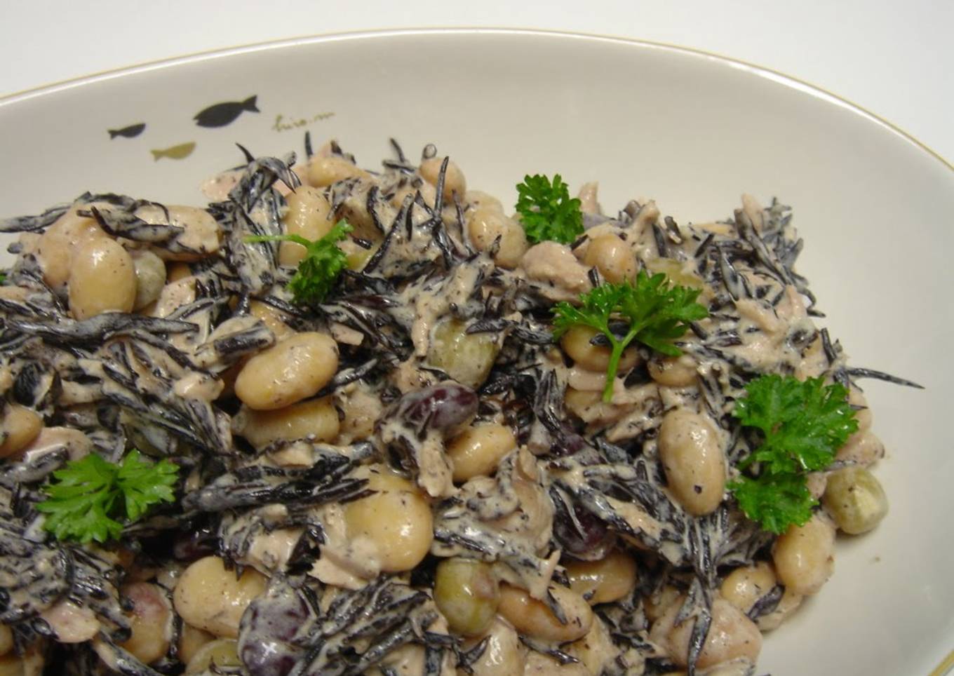 Ready in a minute! Light pea salad