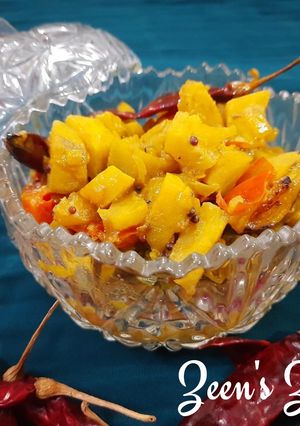 A picture of Raw Banana and Bell Pepper Poriyal.