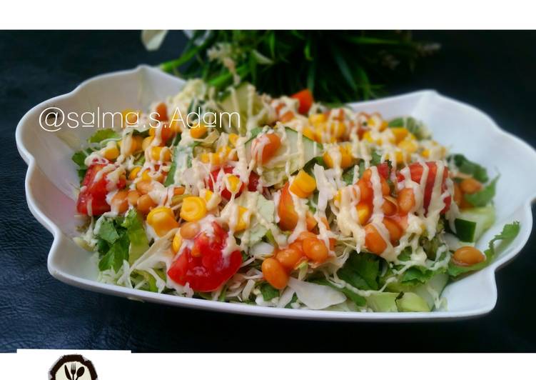 My simple salad by Salma.s.aadam