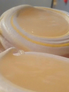 A picture of Lemon meringue cookies.