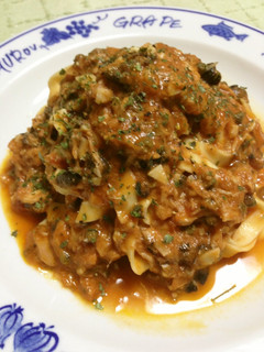 A picture of Tuna Puttanesca with Fresh Tagliatelle.