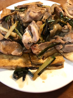 黃金豆腐蔥燒雞 的食譜成品照片