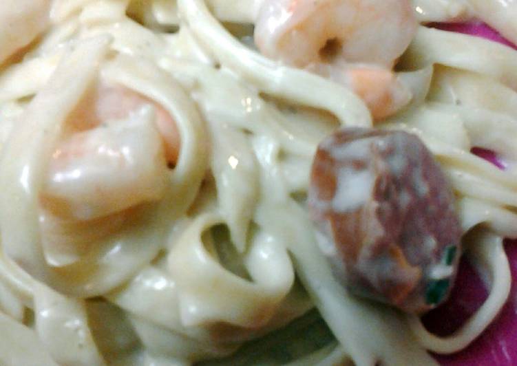 Steps to Prepare Quick Sausage and shrimp fettuccine alfredo