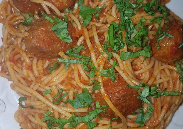 Simple Way to Prepare Super Quick Spaghetti meat ball