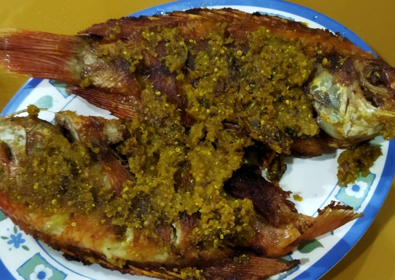 Ikan goreng bumbu ketumbar