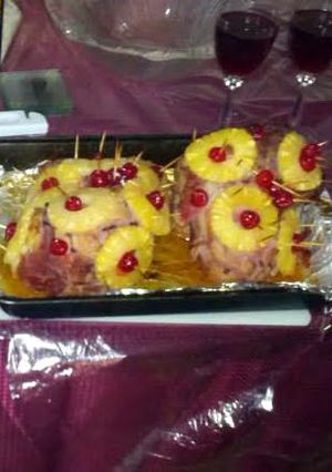 A picture of Pineapple glazed ham.