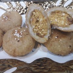 A picture of Crispy Sesame sweet balls.