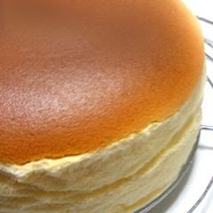 A picture of Simple and Easy Soufflé Cheese Cake with Everyday Ingredients.