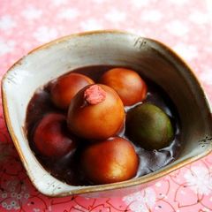 A picture of Mizu-Yokan Dango for Girl's Day or Cherry Blossom Viewing.