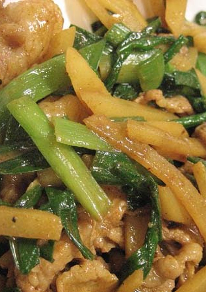 A picture of Pork, Chinese Chives, and Potato Summer Curry Stir-Fry.