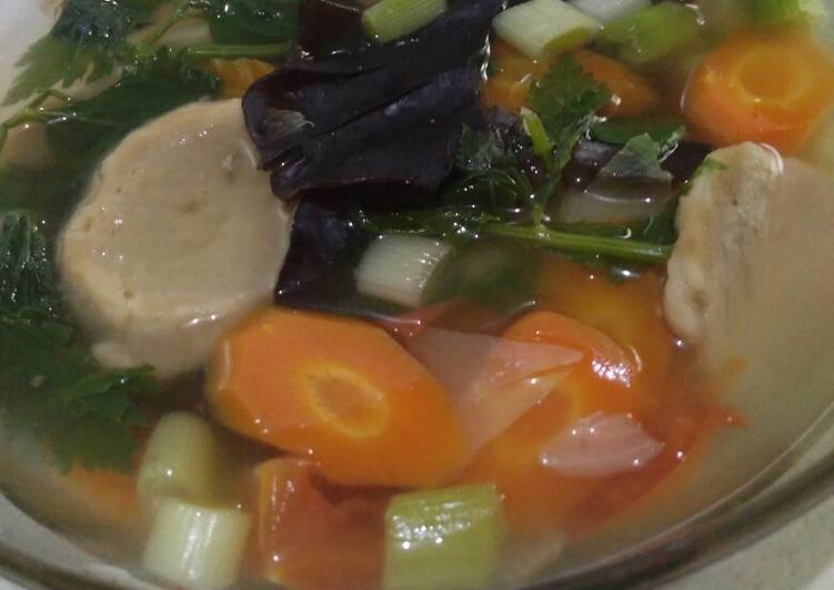 Resep Mushrooms Rainbow Soup, Paling Enak
