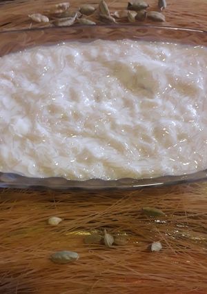 A picture of Doodh siwayan.