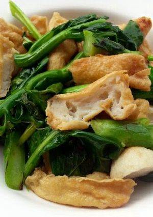 A picture of LG VEGETABLE WITH YONG TAU FU.