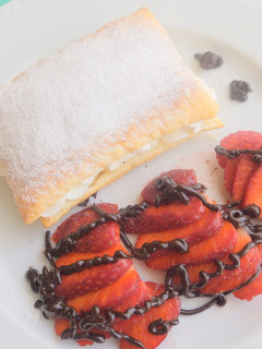 Una foto de Fresas con nata y chocolate