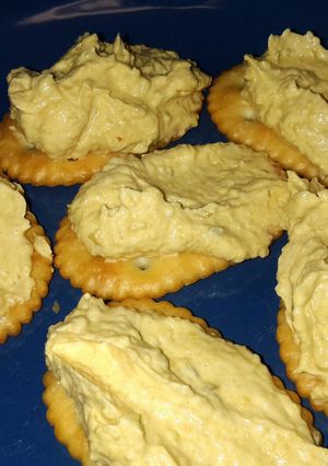 A picture of Jalapeño Cheese Spread.