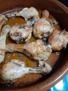 Una foto de Muslos de pollo al horno