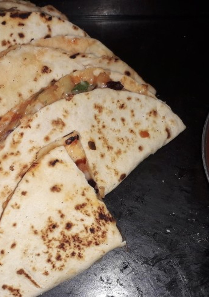 મેક્સિકન ટાકોઝ (Mexican Tacos Recipe in Gujarati) રેસીપી મુખ્ય ફોટો