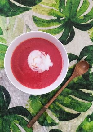 Hình của món Súp củ dền thịt gà.