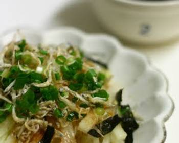 The New Way Make Recipe Crispy Shirasu and Daikon Salad Savory Delicious