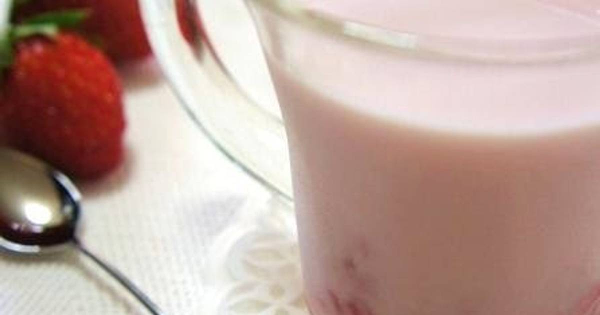 Easy Strawberry Yogurt Milk Recipe by cookpad.japan Cookpad