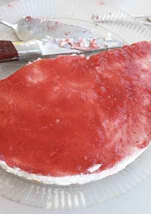Φωτογραφία της συνταγής Δροσερή τούρτα με λευκή σοκολάτα και γιαούρτι