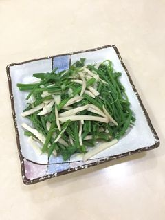 龍鬚菜炒杏鮑菇 的食譜成品照片