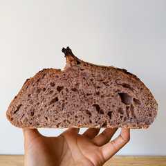 รูปของ Thai Rose Tea Sourdough Country Bread