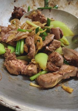 รูปของ เครื่องในไก่ผัดขิง