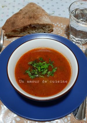 Une photo de Soupe langues d'oiseaux 🥣