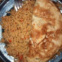 Jallot indomie with egg A picture of Jallot indomie with egg.