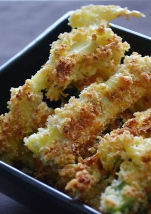 A picture of Parmesan Zucchini baked.