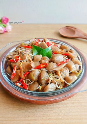 Foto resep Orek Bakso Teri Pedas