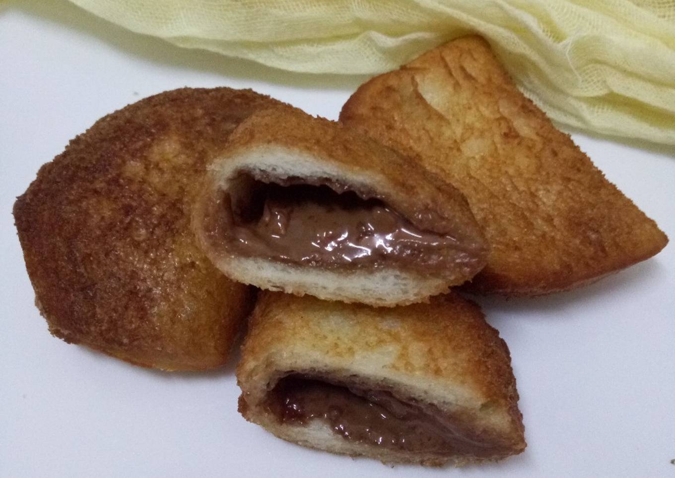 Roti dengan inti coklat