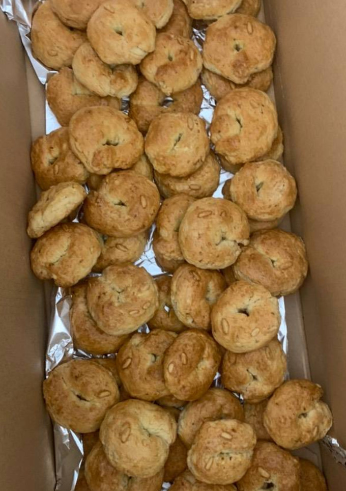 Una foto de Rollos de Pascua para toda la familia