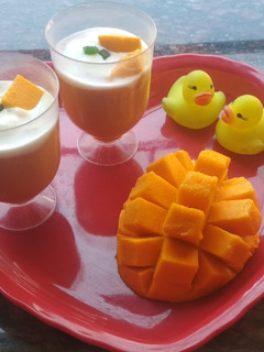 A picture of Mango milkshake.