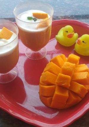 A picture of Mango milkshake.