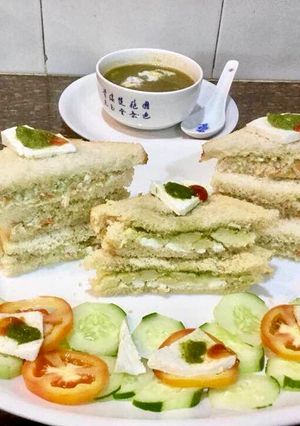 A picture of Bombay Veg Paneer Sandwich With Spinach Soup.