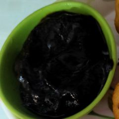 A picture of Imli chutney.