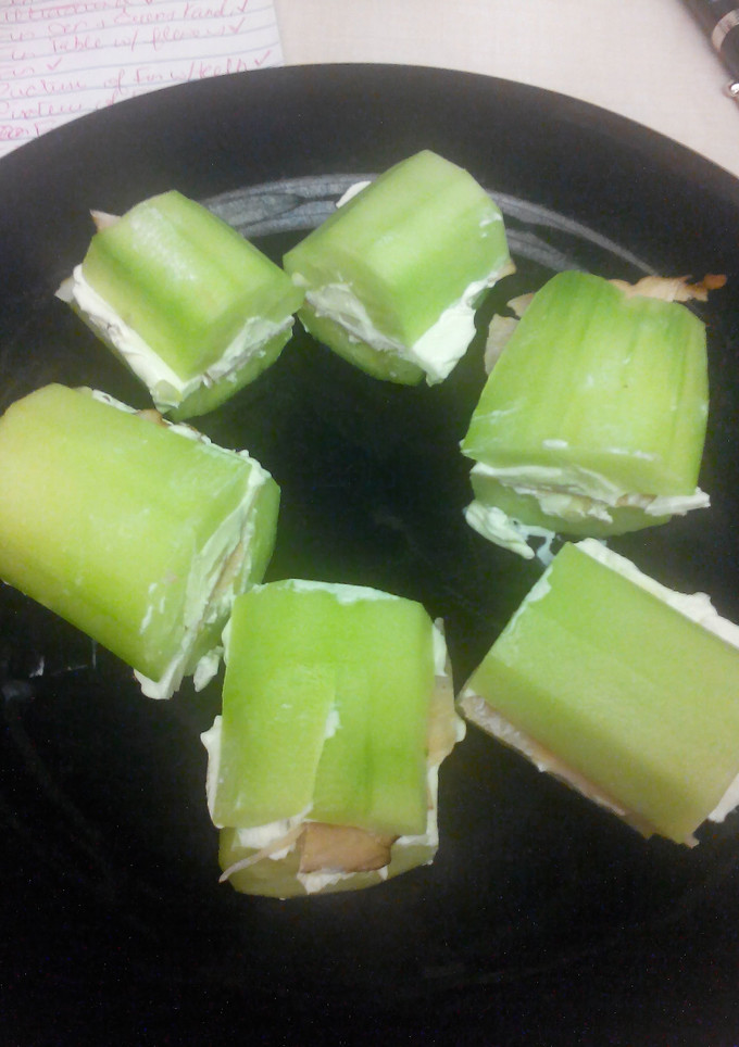 A picture of Cucumber Cheese Logs.