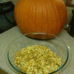 A picture of Momma's simply scrumptious roasted pumpkin seeds.