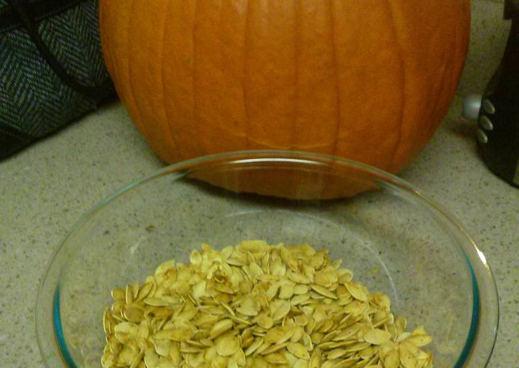 Recipe of Homemade Momma&#39;s simply scrumptious roasted pumpkin seeds