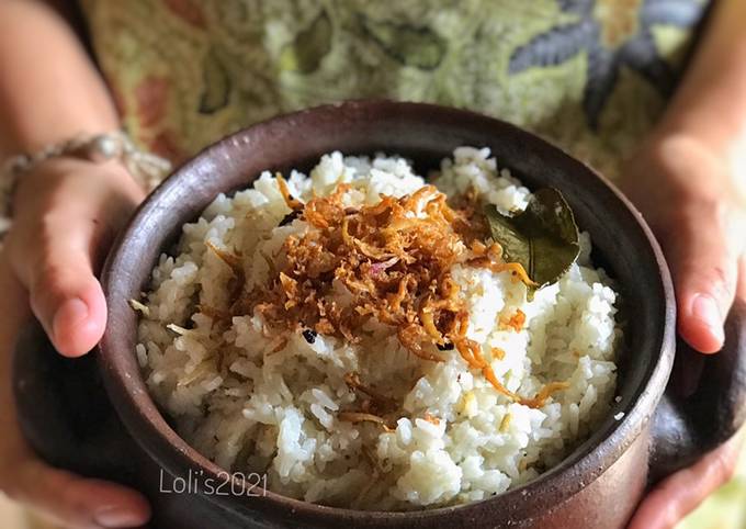 Cara Gampang Membuat Nasi Liwet Teri Medan yang Enak