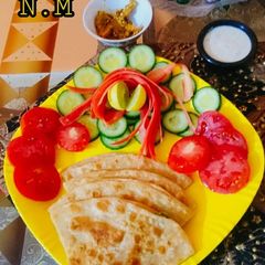 Aloo_cheese_paratha A picture of Aloo_cheese_paratha.
