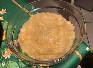Une photo de Compote de pommes Canada au Calvados