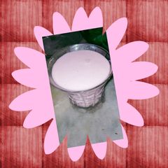 A picture of Banana Lassi.