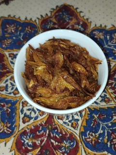 عکسی از دستور پیاز سرخ شده