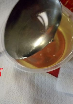 A picture of Homemade sugar syrup.